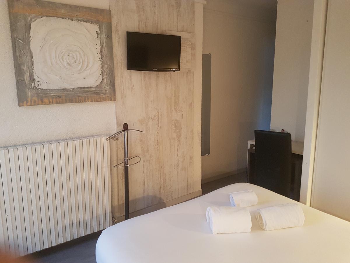 Logis Hotel Restaurant Les Charmettes Аржель-сюр-Мер Экстерьер фото